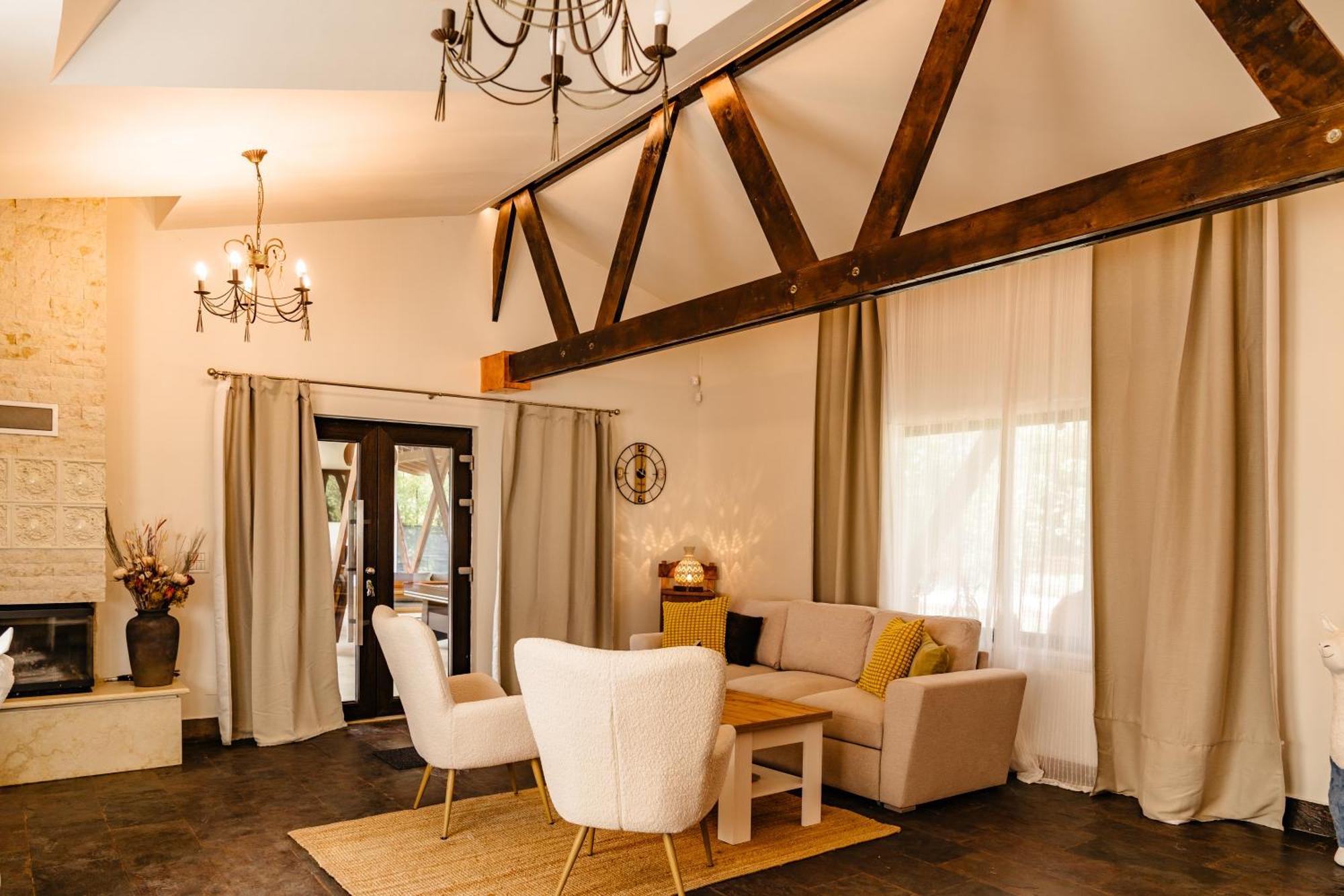 The Tribe Alpaca Retreat Hotel Branesti Екстериор снимка