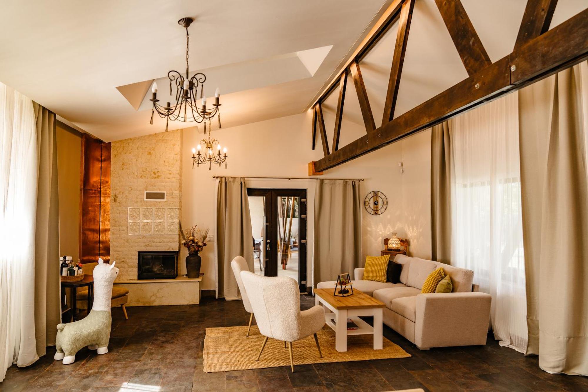 The Tribe Alpaca Retreat Hotel Branesti Екстериор снимка
